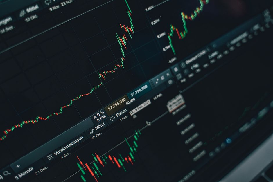 Bitcoin Fiyatı İran Gerginliğinden Etkilenmedi, S&P 500 'Short Squeeze' Beklentisi