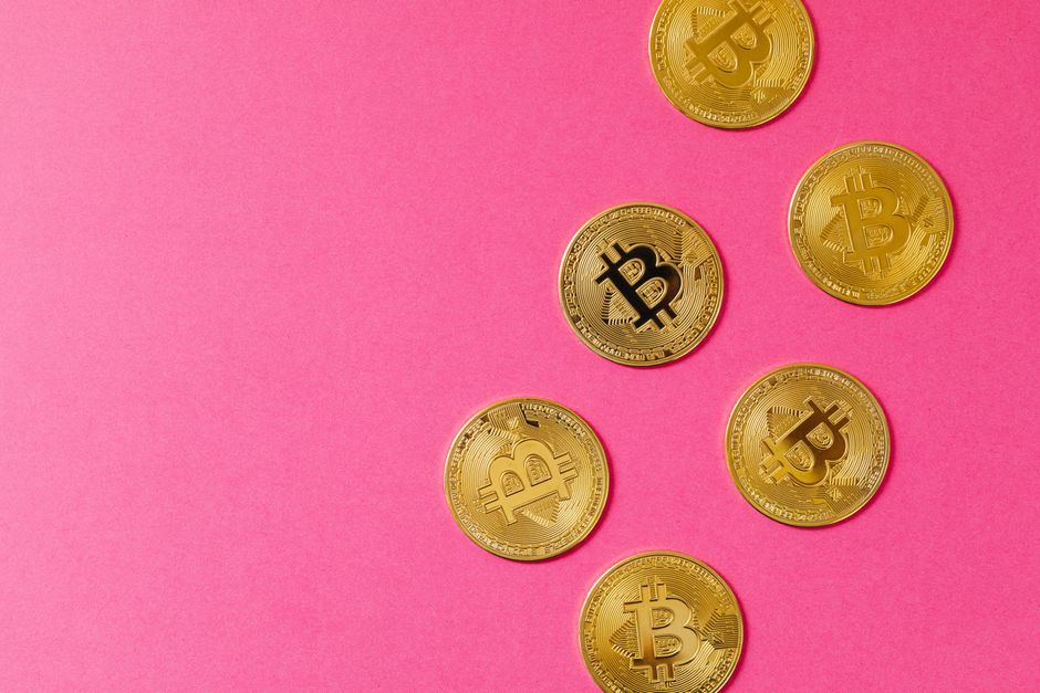 Bitcoin 64 Bin Dolara Ulaştı: Altın Yükselirken Petrol Trump'ın Umman Tehdidini Atlatıyor