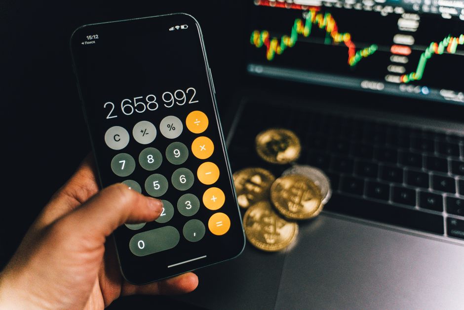 Bitcoin 64.000 Dolar Seviyesinde Sabit Kalırken Borsa Rekor Kırdı ve Hormuz Anlaşması Yaklaşıyor
