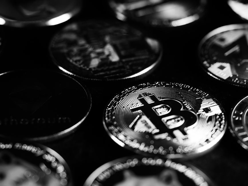 Charles Schwab, Kripto Platformuna Solana, Avalanche ve Chainlink Ekliyor