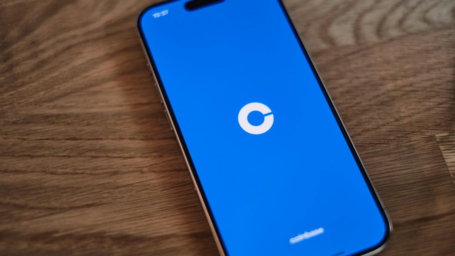 Coinbase Kullanıcıları Bitcoin'e Karşı Sabit Oranda USDC Borçlanabilecek