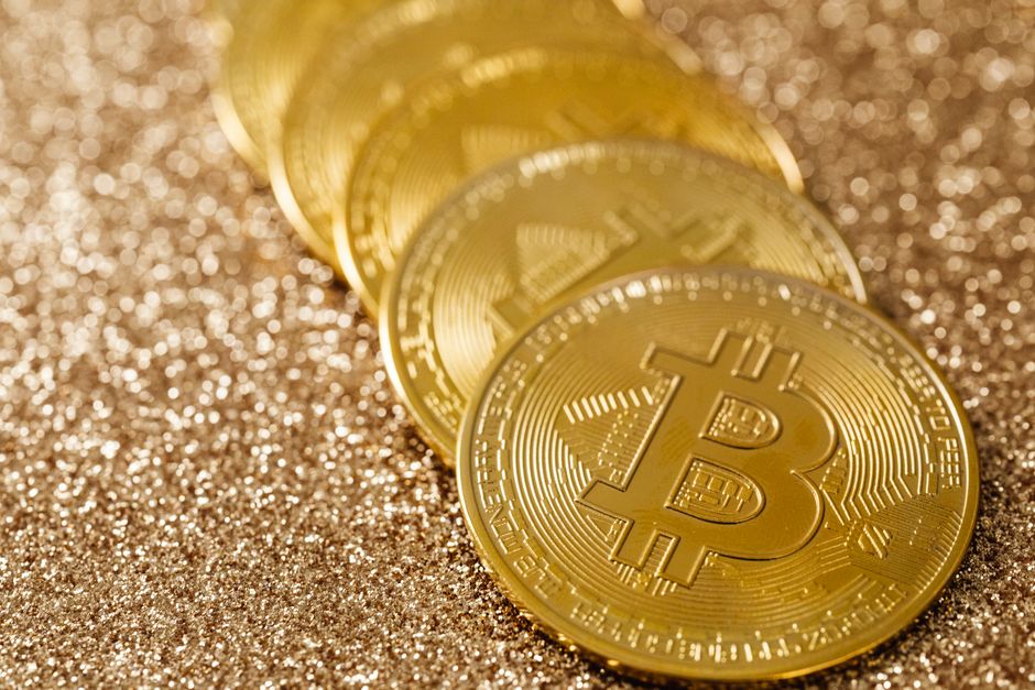Ether ve XRP ETF'leri Yatırım Çıkışları Yaşarken Bitcoin Fonları Toparlanmaya Başladı